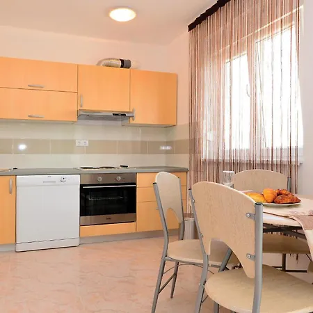 Beautiful In With Swimming Pool *