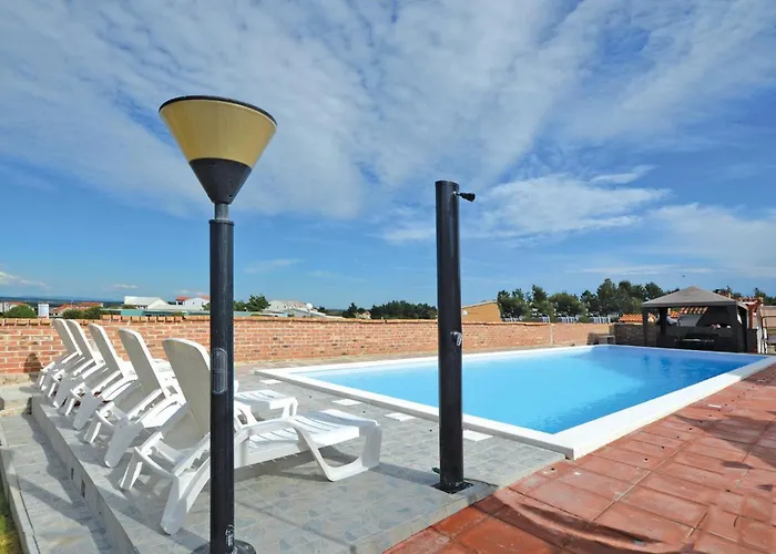 Apartment Beautiful In With Swimming Pool *