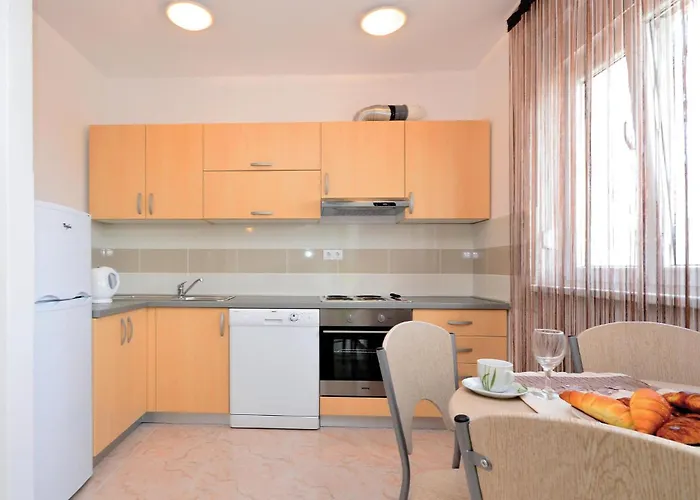 Apartment Beautiful In With Swimming Pool Nin