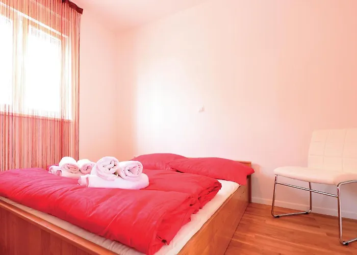 Апартаменты Beautiful In With Swimming Pool *