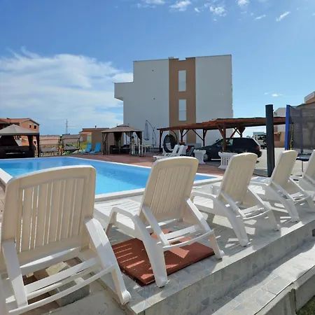 Apartman Beautiful In With Swimming Pool *