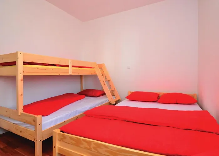 Apartman Beautiful In With Swimming Pool